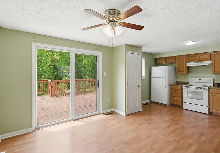 19 Hoban Ct — Photo 4