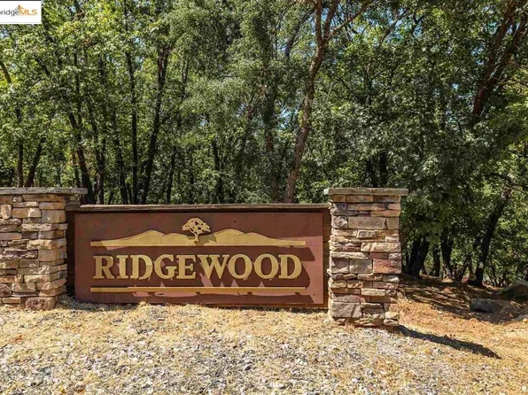 15899 Parkridge Ave, Sonora, CA 95370