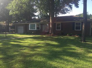 4951 Briarwood Ln, Portsmouth, VA 23703