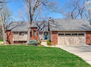 12635 Pawnee Ln, Leawood, KS 66209