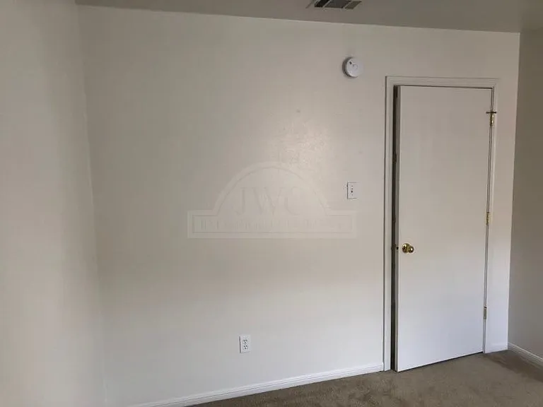 1629 Yuma Trl — Photo 8