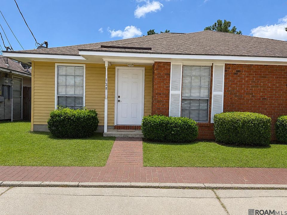 1st image of 128 Parkway North Dr #15