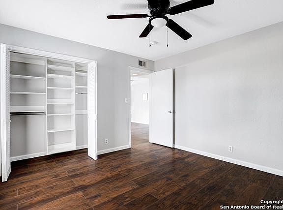 2nd image of 10611 Starcrest Dr #10609
