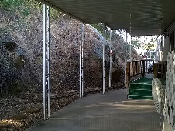 3rd image of 6042 Coleman Dr