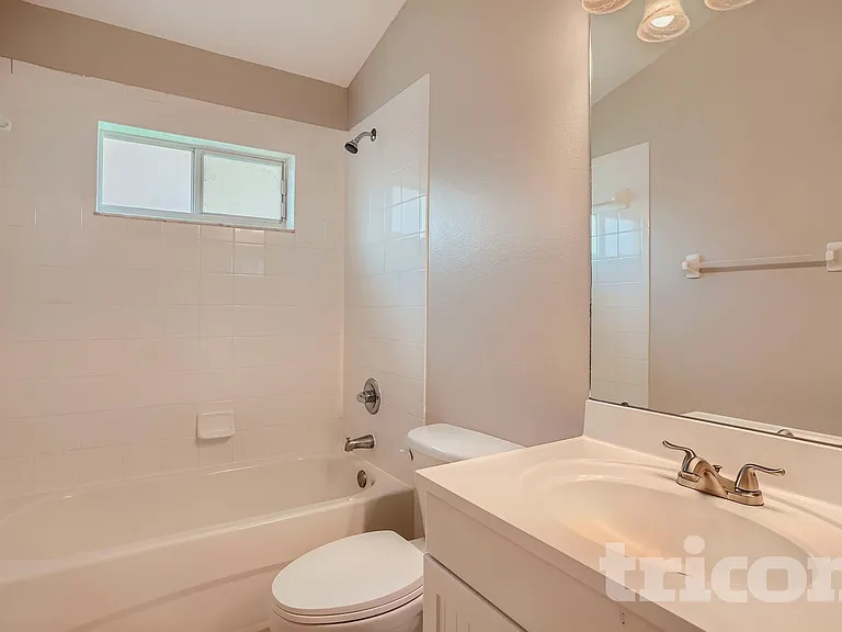 12755 Standbridge Dr — Photo 18