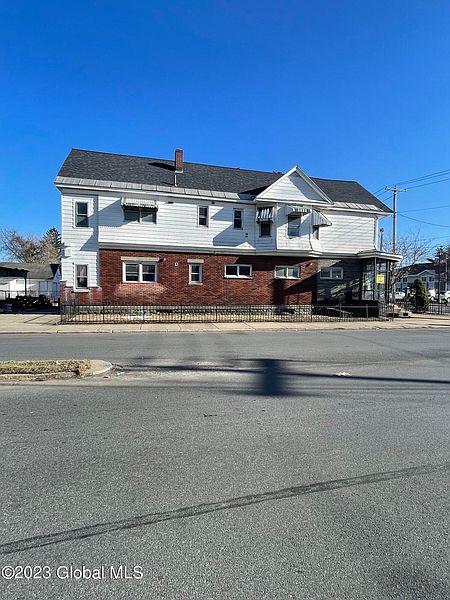 3rd image of 1501 Chrisler Avenue #2
