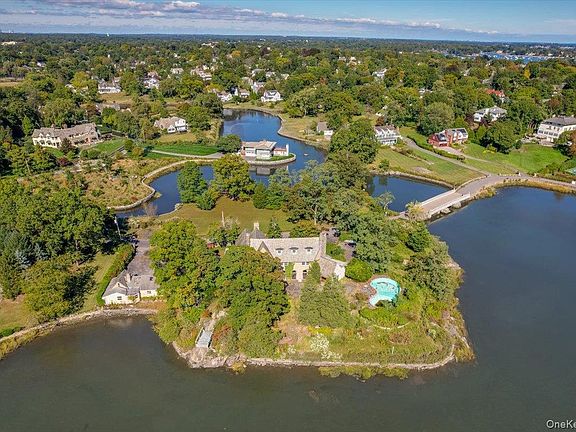 4th image of 1 Pryer Manor Road