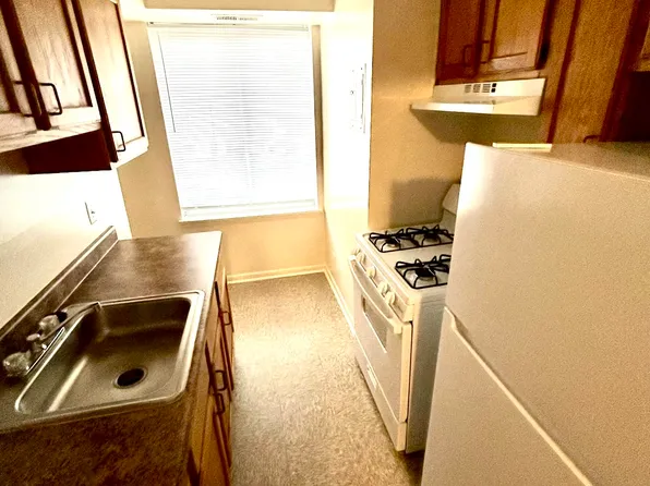 Medeso Manor Apartments, 2004 Eutaw Pl #9b18e953f, Baltimore, MD 21217