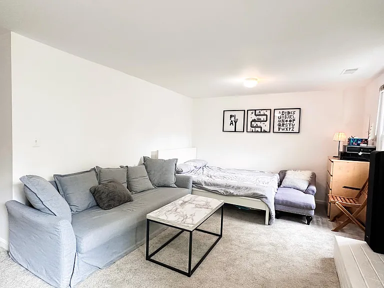 2978 Oakleigh Ln — Photo 16