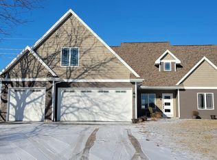 4037 Cattail Ct, Appleton, WI 54913