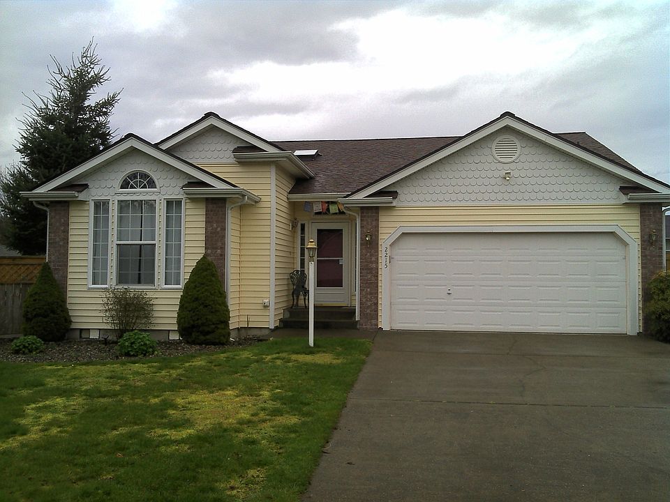 1st image of 2215 148th St E