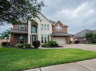 422 White Oak Pointe, League City, TX 77573