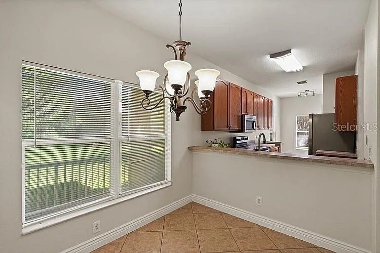 20221 Vintage Oaks Pl — Photo 3