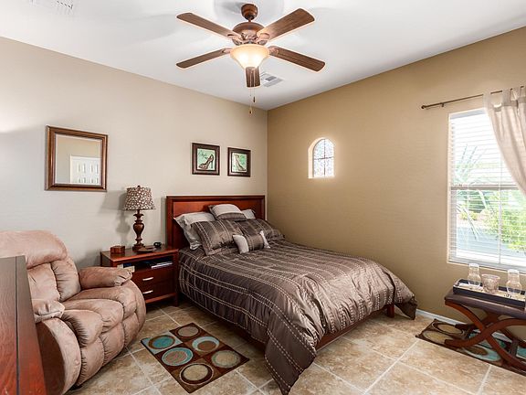 4th image of 42565 W Kingfisher Dr