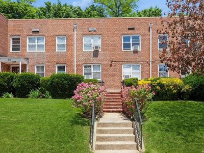 20 Edwards Street #1A, Roslyn Heights, NY, 11577