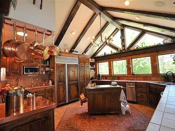 4th image of 157 Placer Hill Dr