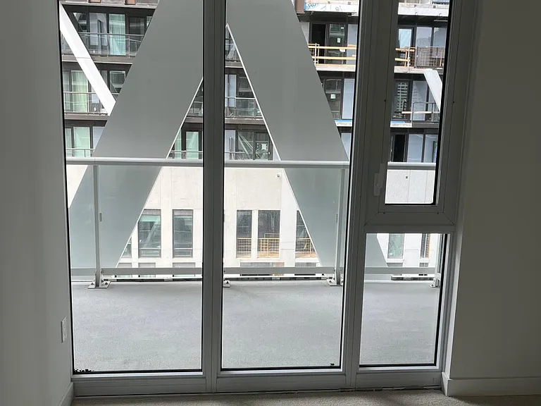 230 Simcoe St #1235 — Photo 8