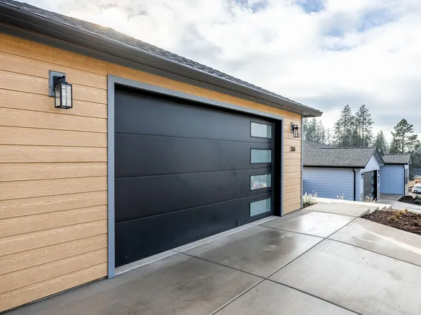 350 Arrowhead Trl, Eagle Point, OR 97524
