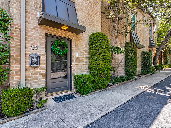 3rd image of 5407 N NEW BRAUNFELS AVE #5407