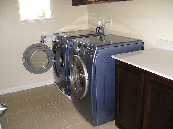 5th image of 2586 Nautica Ct