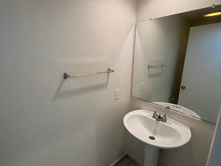 8351 Gold Coast Dr #3 — Photo 5
