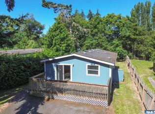 351 Wilcox Ln, Sequim, WA 98382