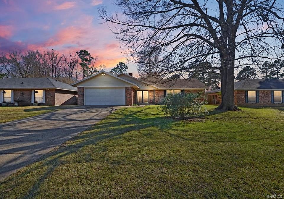 1st image of 8702 Edgewood Dr