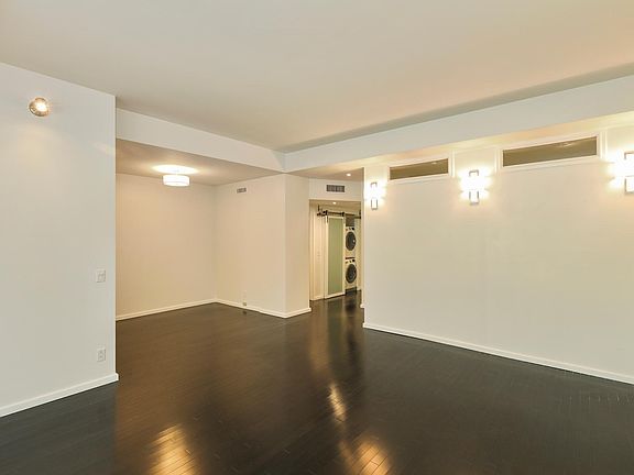 4th image of 7250 Franklin Ave Unit 314