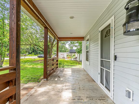 4th image of 1825 N Burton Avenue