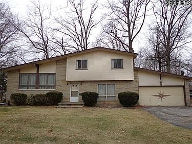 1st image of 142 Forest Hill Dr