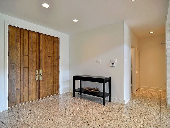 3rd image of 5422 Harbor Town Dr