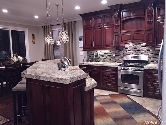 4th image of 3936 Sierra Gold Dr