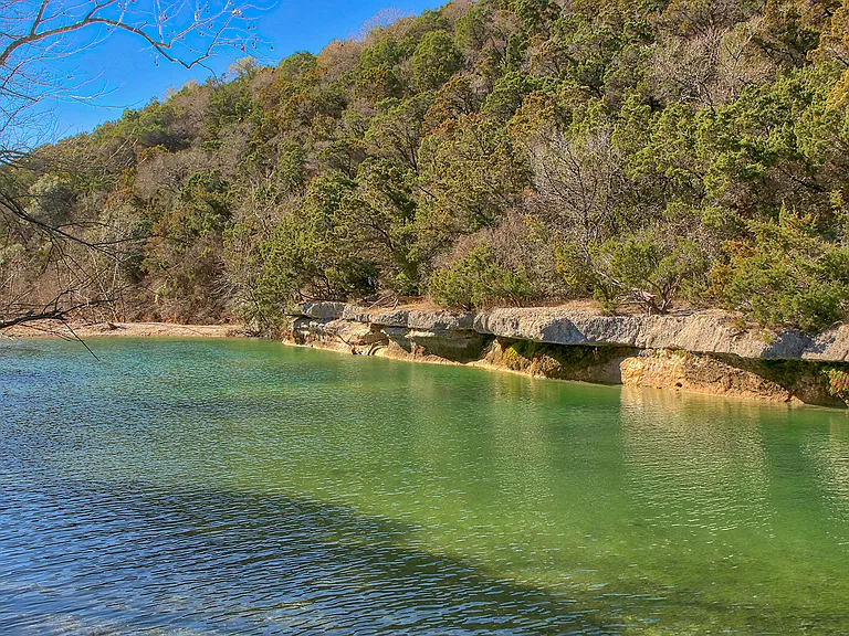 Easy access to both nature and the city make our location ideal