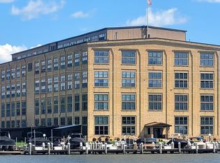 1545 Arboretum Dr APT 422, Oshkosh, WI 54901