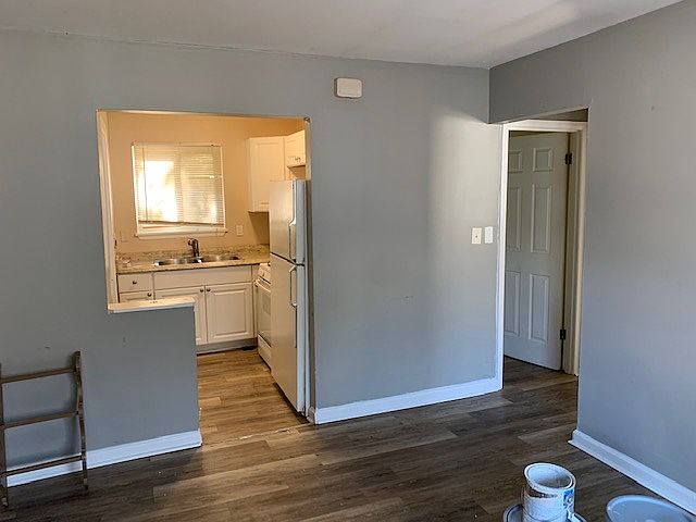 1st image of 46411 Jefferson Ave APT 4