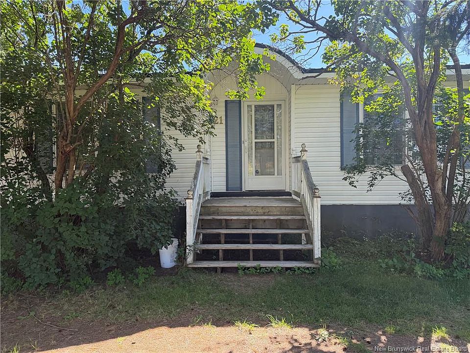 1st image of 21 2nd St