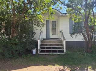 21 2nd St, Miramichi, NB E1V5V1