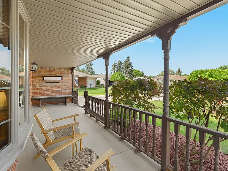 5002 Rockdale Ct — Photo 37