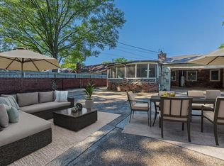 248 N Yates Rd, Memphis, TN 38120