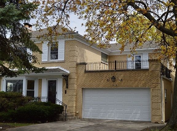 4th image of 1415 Jackson Ave