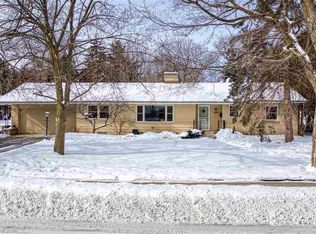 1099 Congress St, Neenah, WI 54956