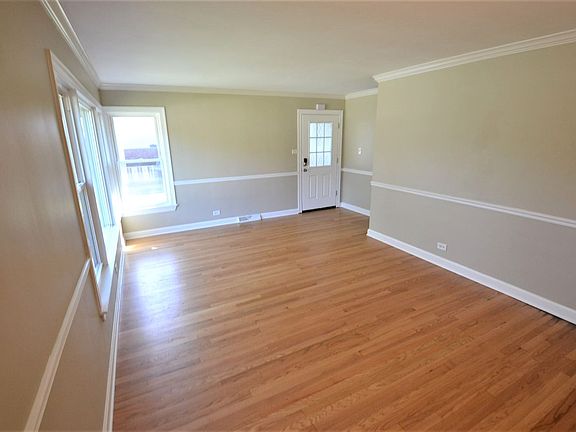 4th image of 1505 W Miner St