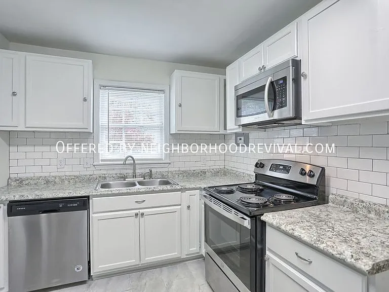 3765 Park Ave — Photo 12