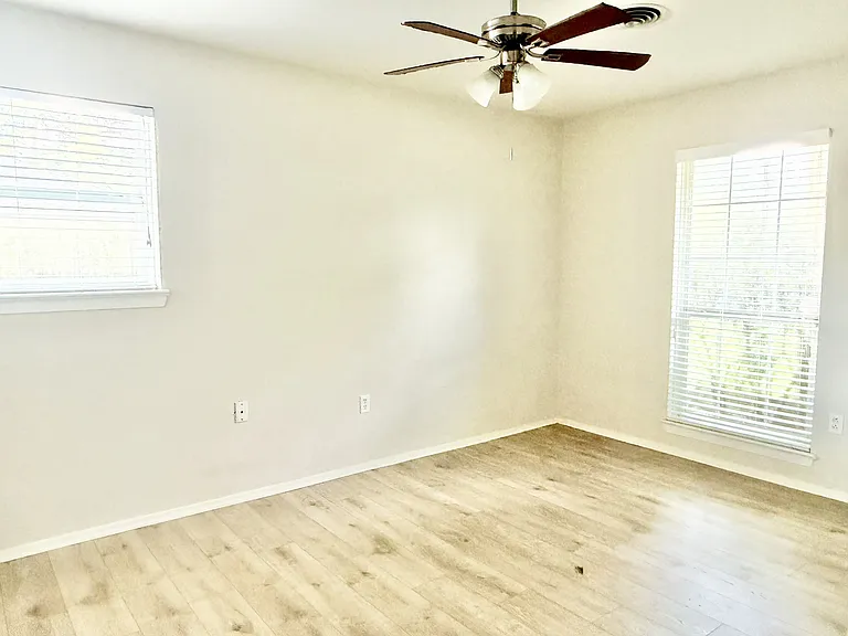 6967 Menlo Dr — Photo 9