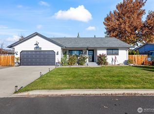 1505 Walnut Street, Zillah, WA 98953