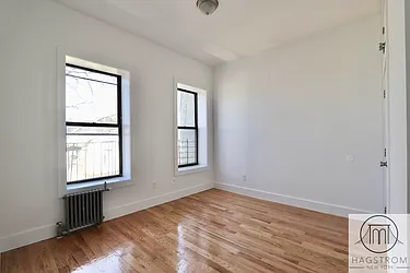 116 Van Siclen Avenue