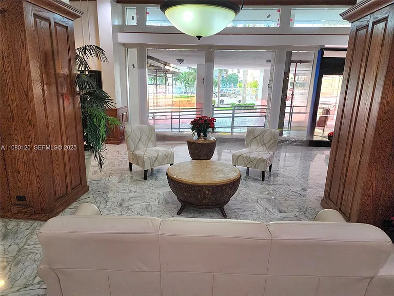 3505 S Ocean Dr #407 — Photo 31