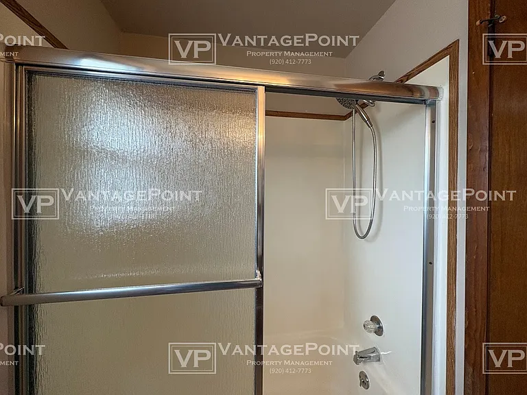 2113 Carstensen Ln — Photo 16