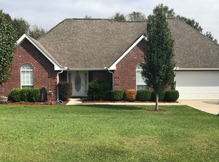 68 Hunters Trce, Picayune, MS 39466