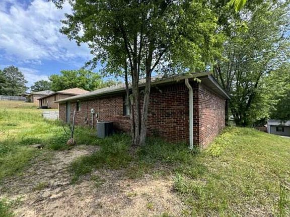 1905 N 29th St, Van Buren, AR 72956 | MLS #11292442 | Zillow